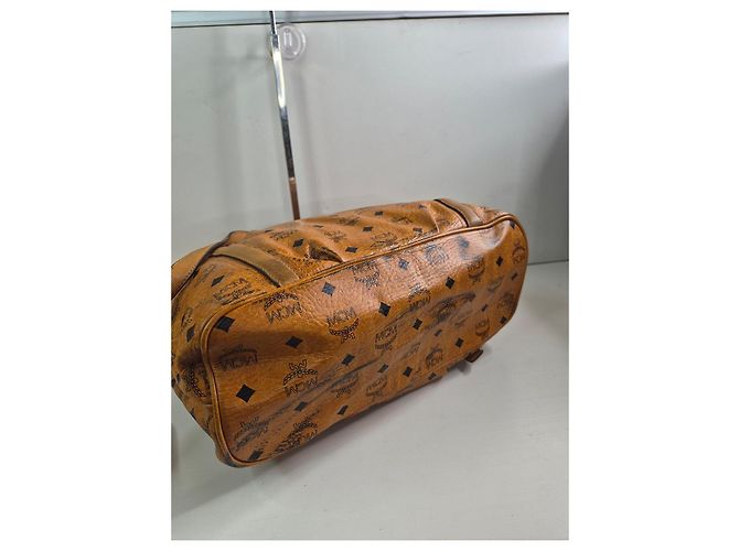 MCM Visetos Borsa Tote con Charm Orsetto Marrone - vista 5