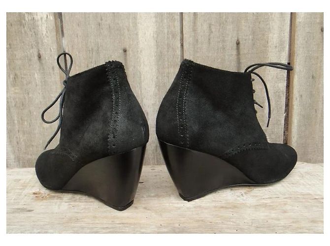 Balenciaga Botines de Ante Negro con Tacón de Cuña - vista 5