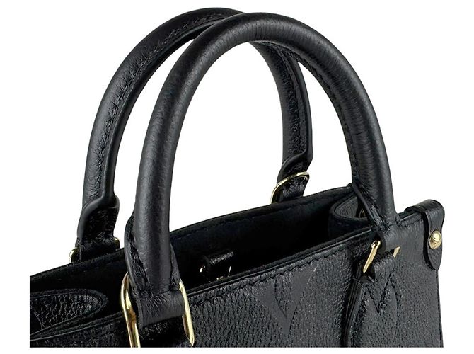 Borsa a tracolla Louis Vuitton Monogram Empreinte OnTheGo BB Nero - vista 10