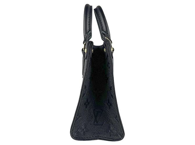 Borsa a tracolla Louis Vuitton Monogram Empreinte OnTheGo BB Nero - vista 2