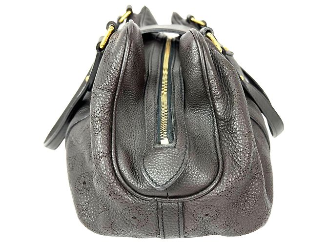Borsa a tracolla Louis Vuitton Lunar GM Mahina in pelle marrone scuro - vista 10