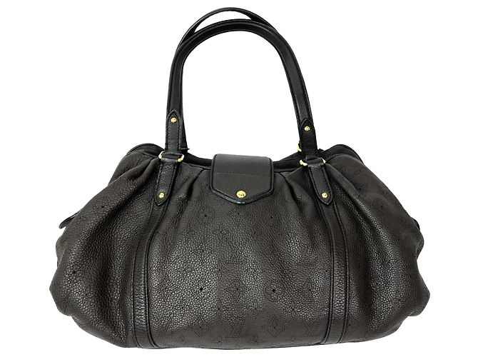 Borsa a tracolla Louis Vuitton Lunar GM Mahina in pelle marrone scuro - vista 2