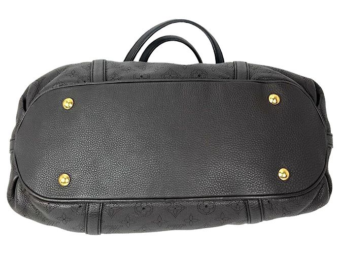 Borsa a tracolla Louis Vuitton Lunar GM Mahina in pelle marrone scuro - vista 3