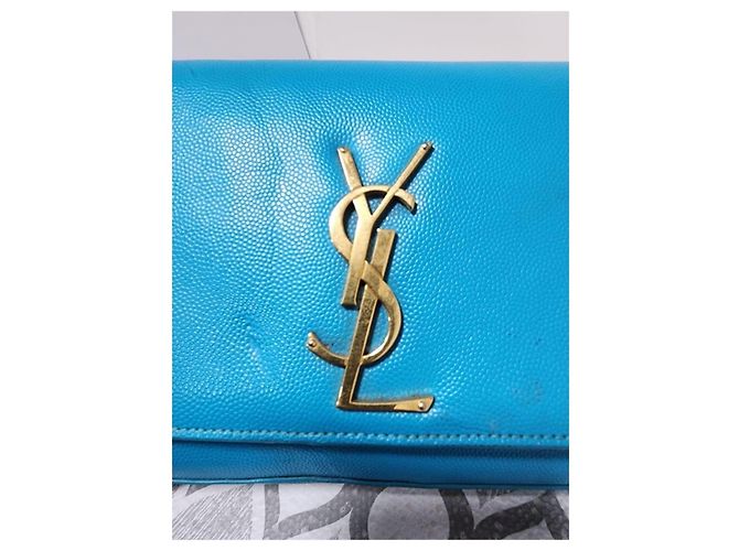 Yves Saint Laurent Saint Laurent Pochette Cassandre en Cuir Caviar - Turquoise Bleu - vue 6