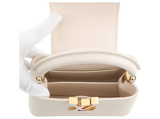 Borsa Louis Vuitton Capucines Mini Bianco - vista 6