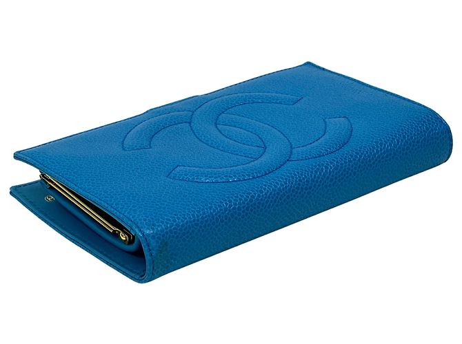 Cartera larga de cuero caviar para mujer Chanel azul - vista 3