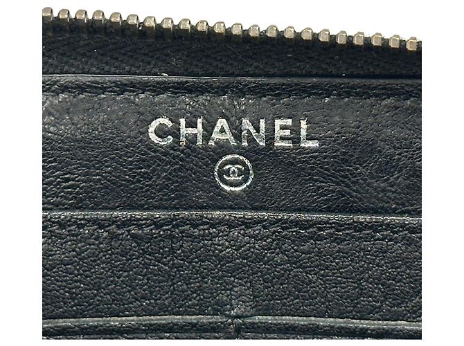 Portafoglio lungo matelassé con borchie Chanel Nero - vista 6