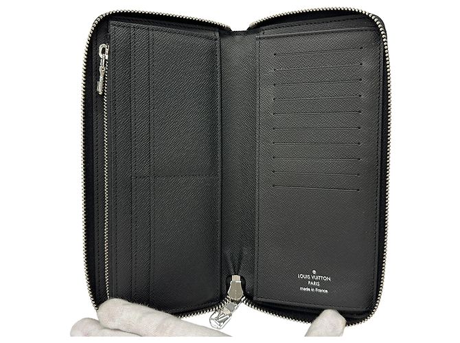 Portafoglio lungo da uomo Louis Vuitton Taiga Nero - vista 4