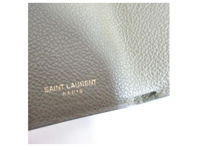 Yves Saint Laurent Origami Tiny Wallet in Khaki - Ansicht 8