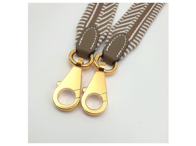 Hermès Tracolla Cavale in Pelle e Tessuto Gris Pâle Étoupe Marrone Bianco Marrone chiaro Marrone scuro - vista 3