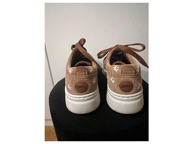 Autre Marque Camper Sneakers in Scamosciato Marrone Ricami Floreali Cammello - vista 4