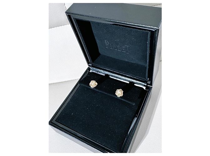 Orecchini a lobo Piaget Rose in oro rosa e diamanti D'oro - vista 2