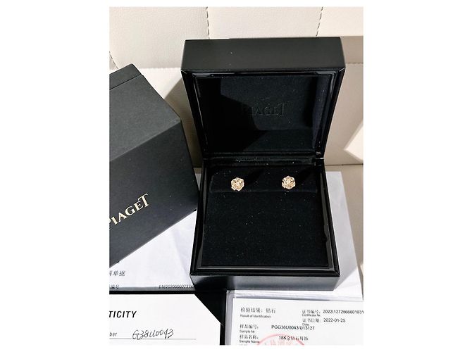Orecchini a lobo Piaget Rose in oro rosa e diamanti D'oro - vista 7
