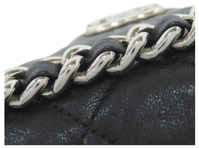 Borsa a tracolla con catena in pelle di vitello nera Chanel Nero - vista 18