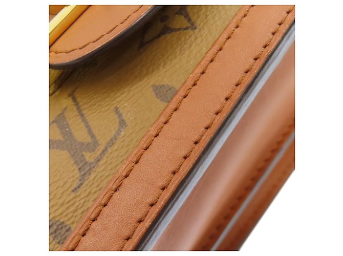 Borsa Louis Vuitton Dauphine MM Monogramma - vista 16