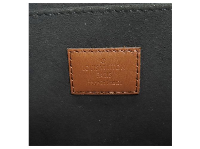 Borsa Louis Vuitton Dauphine MM Monogramma - vista 6