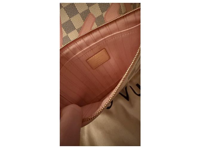 Tote Bag Louis Vuitton Monogram Graffiti Rose Rosa Beige - vista 2