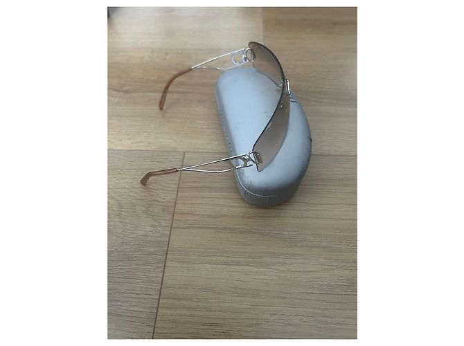 Occhiali da sole Dior Miss Diorella con custodia e sacchetto Marrone - vista 3