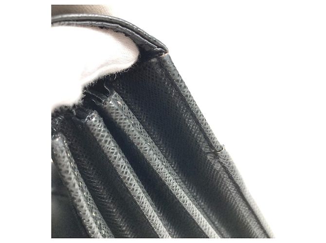 Borsa Louis Vuitton Taiga Serviette Kazan Nero Grigio - vista 10