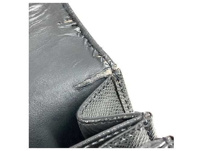 Borsa Louis Vuitton Taiga Serviette Kazan Nero Grigio - vista 14