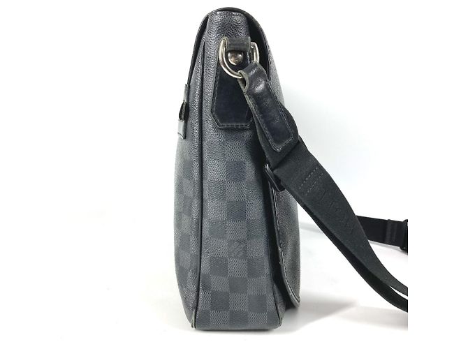Borsa Messenger Louis Vuitton Damier Graphite Nero - vista 4