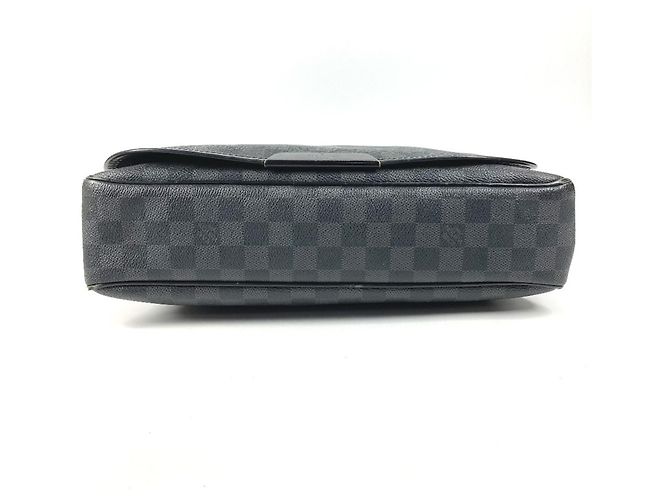 Borsa Messenger Louis Vuitton Damier Graphite Nero - vista 5