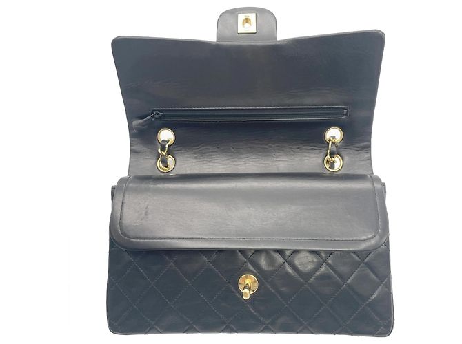 Borsa a tracolla Chanel Matelassé 25 Chain Nero - vista 7