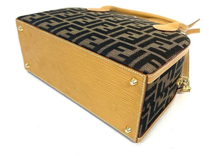 Fendi Zucca 2-Way Canvas Handtasche - Ansicht 3