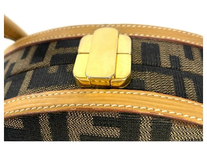 Fendi Zucca 2-Way Canvas Handtasche - Ansicht 4