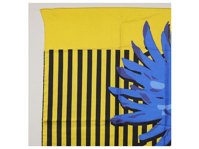 Sciarpa Christian Dior in seta gialla Auth BA12629A Giallo - vista 2