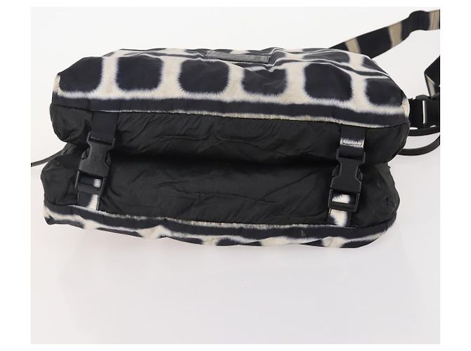 Borsa a tracolla reversibile CHANEL Sports Line Nylon Nero Argento CC Auth bs35056 - vista 9