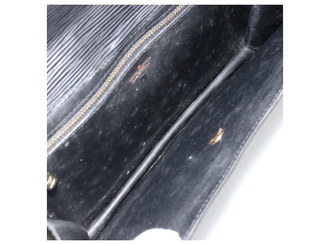 LOUIS VUITTON Epi Montaigne 27 Clutch Bag Black M52652 LV Auth 179016 Schwarz - Ansicht 10