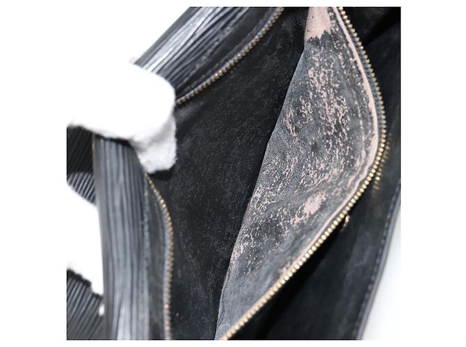 LOUIS VUITTON Epi Montaigne 27 Clutch Bag Black M52652 LV Auth 179016 Schwarz - Ansicht 11