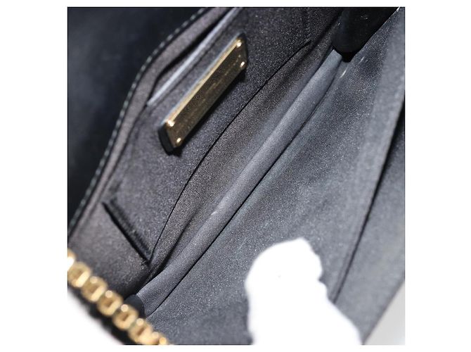 Borsa a Spalla Salvatore Ferragamo Gancini in Satin Nero e Oro Auth 179087 D'oro - vista 17