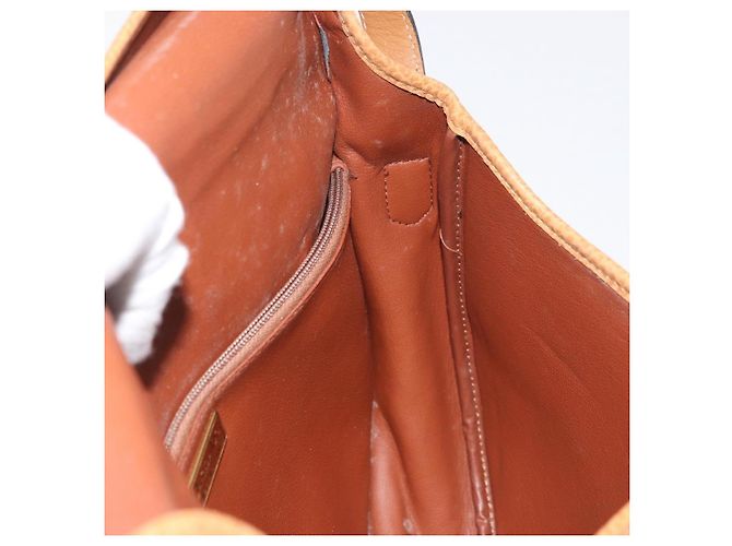 Bolso de Hombro Christian Dior de Cuero Beige Oro Auth 180011 Dorado - vista 18