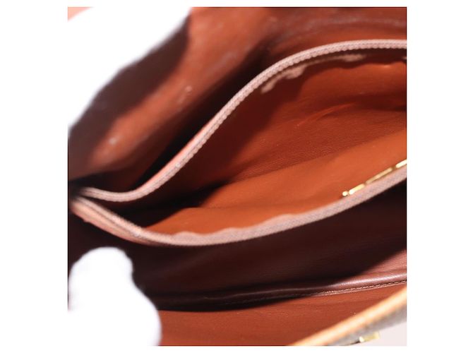 Bolso de Hombro Christian Dior de Cuero Beige Oro Auth 180011 Dorado - vista 21