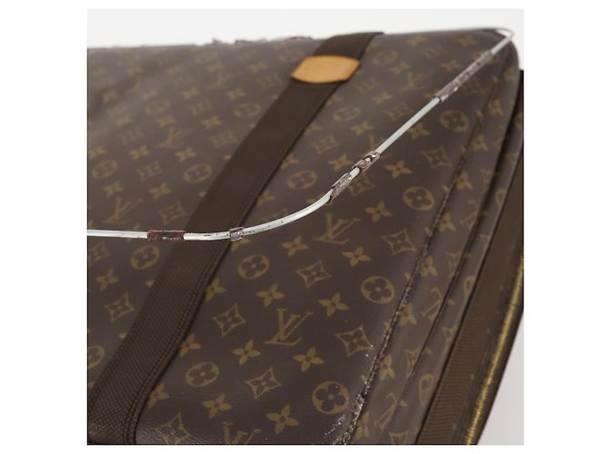 LOUIS VUITTON Sac Boston Monogram Satellite 60 M23354 LV Auth bs34704 Monogramme - vue 10