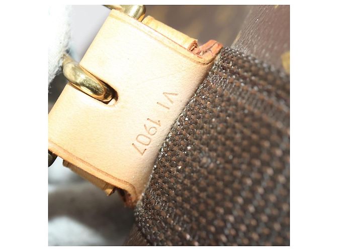 LOUIS VUITTON Sac Boston Monogram Satellite 60 M23354 LV Auth bs34704 Monogramme - vue 12