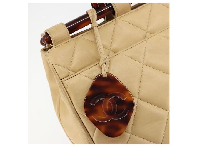 CHANEL Matelasse Hand Bag Lamb Skin Beige CC Auth BA12511 - vista 16