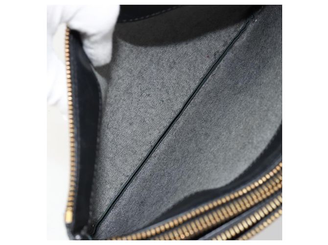 Céline Bolsa de Ombro Trio CELINE em Couro Preto e Ouro Auth mr2435 Dourado - vista 17
