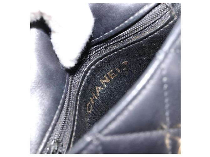 CHANEL Matelasse Chain Shoulder Bag Lamb Skin Black Gold CC Auth BA12607 Nero D'oro - vista 16
