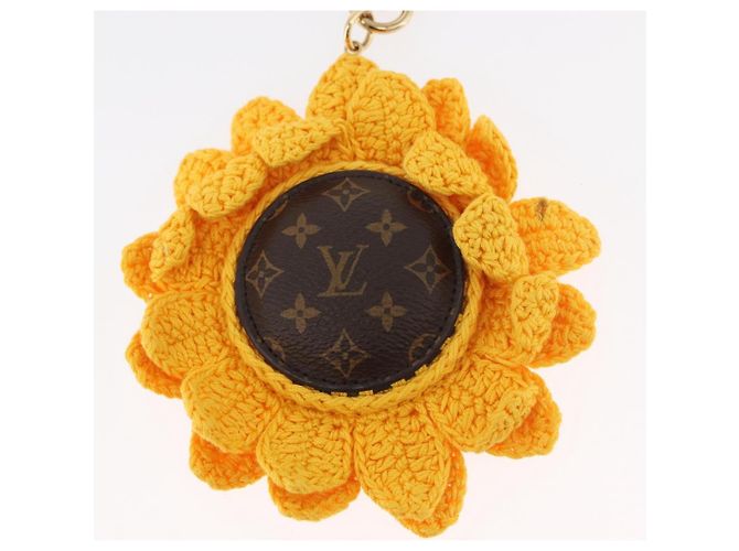LOUIS VUITTON Portachiavi Monogram Bag Charm Sun Flower Crochet Charm M02581 Auth 179044SM - vista 4