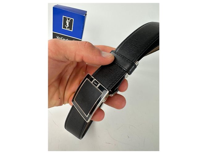 Vintage Yves Saint Laurent Gürtel aus Leder mit Schlangenprägung Schwarz - Ansicht 3