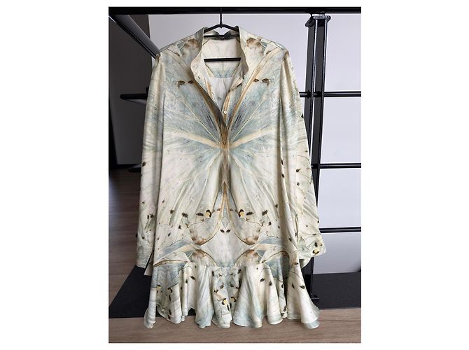 Alexander McQueen Vestido de Seda Estampado Mariposa FW2018 Blanco Beige Verde - vista 4