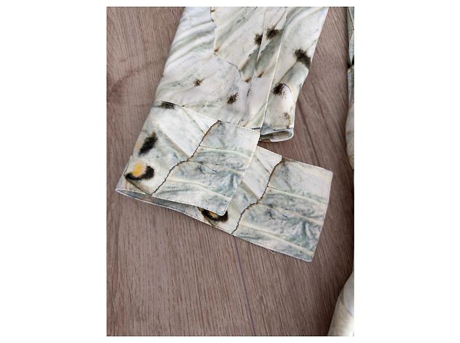 Alexander McQueen Vestido de Seda Estampado Mariposa FW2018 Blanco Beige Verde - vista 7