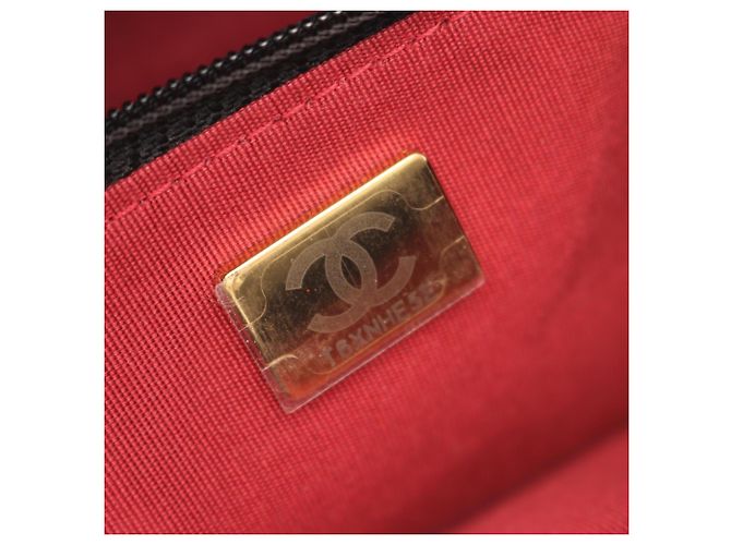 Borsa a tracolla Chanel 19 Dixneuf in pelle di agnello Nero - vista 5