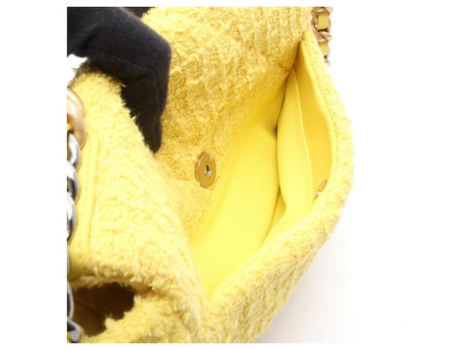 Chanel 19 Dixneuf Matelassé 2-Way Shoulder Bag Yellow - view 6