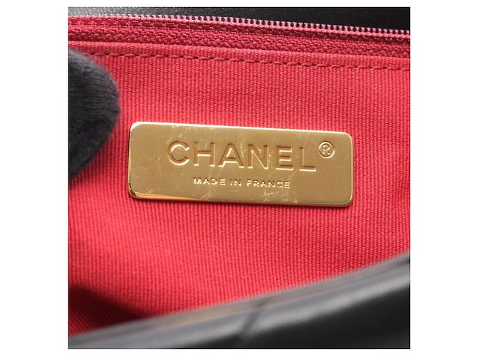 Borsa a Spalla Chanel 19 Dixneuf Matelassé Nero - vista 4