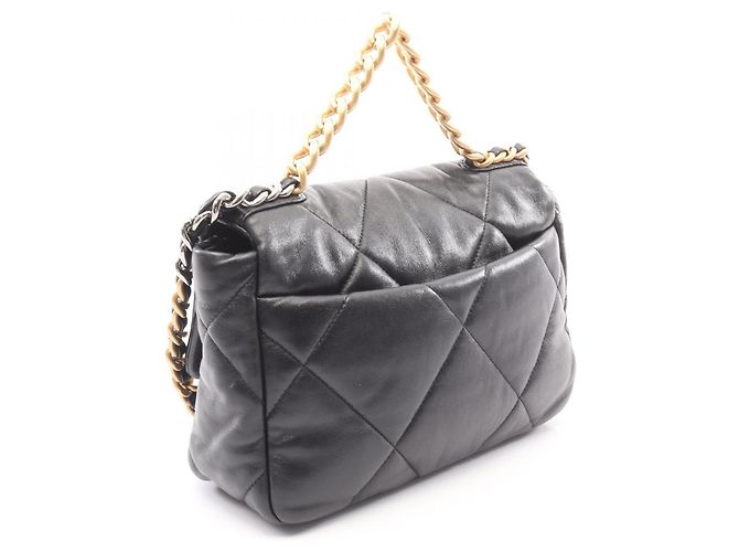 Borsa Chanel 19 Dixneuf Matelassé in agnello nero - vista 2