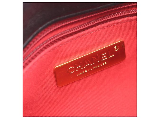 Borsa Chanel 19 Dixneuf Matelassé in agnello nero - vista 4